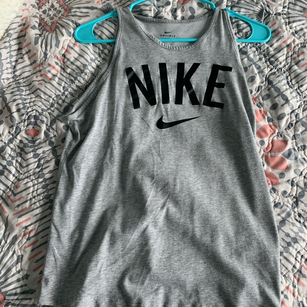 nike tank top